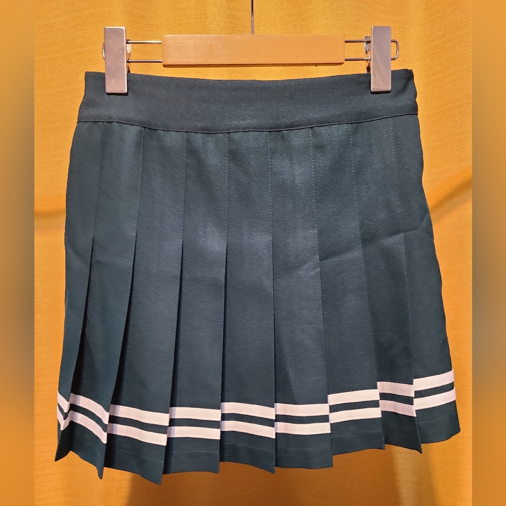 and April Pleated Skirt - Size M/L